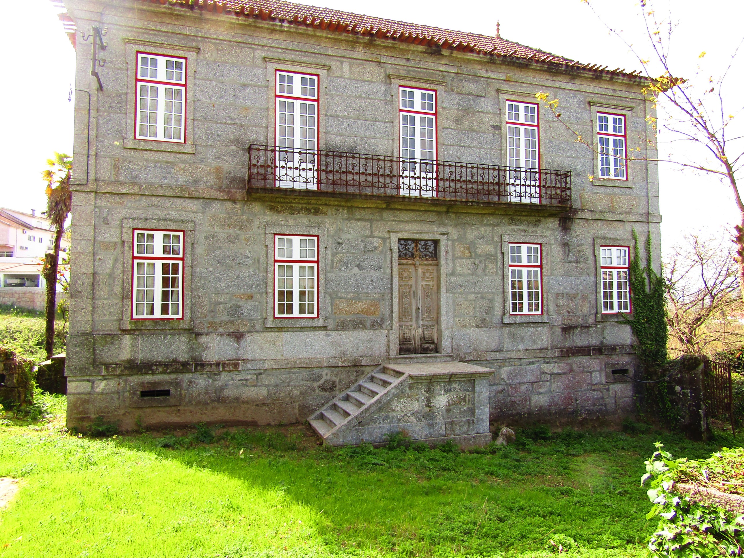 Quinta em Serzedo (Lugar da Torre) Felgueiras – Guimarães